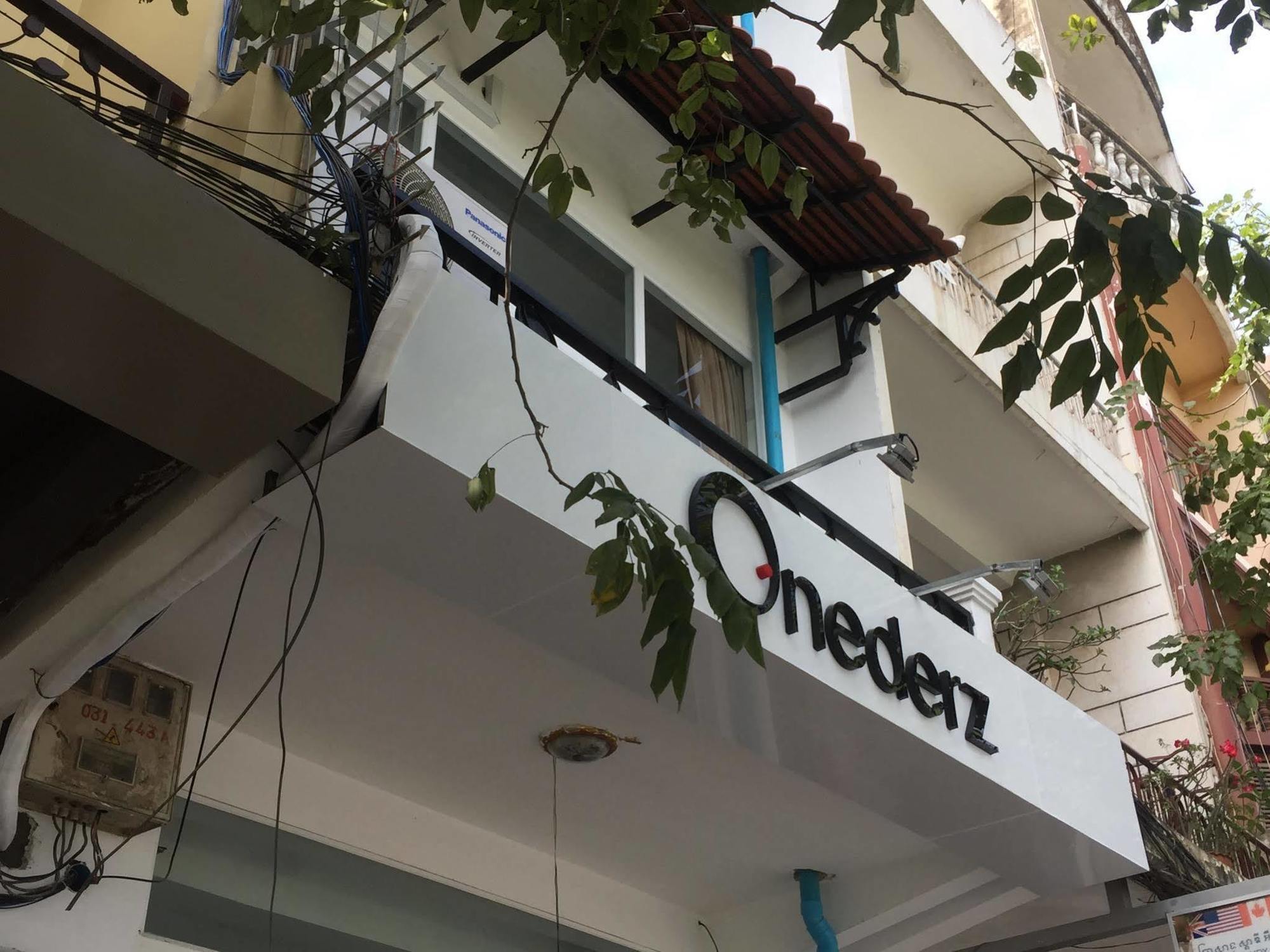 One Stop Hostel Phnom Penh Eksteriør bilde